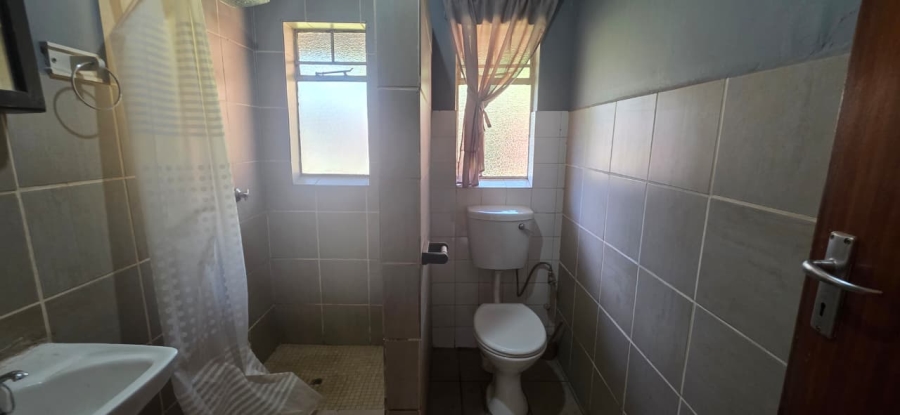3 Bedroom Property for Sale in Roodia Free State
